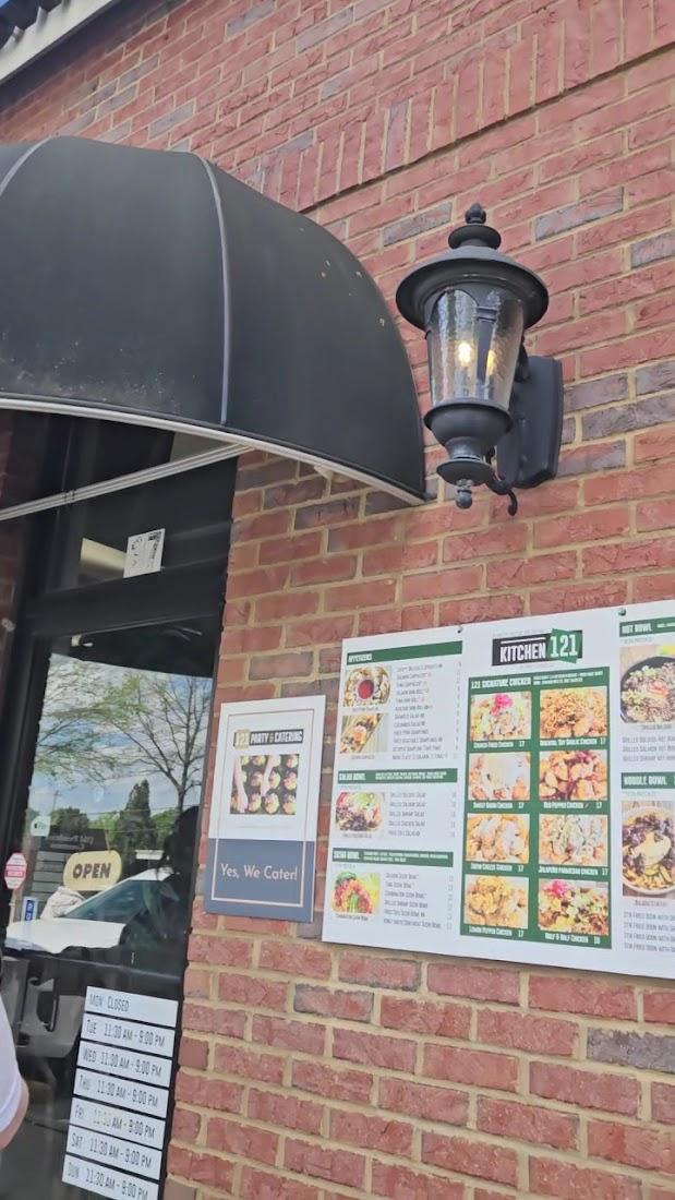 Sushi Yuka: Roll & Pho